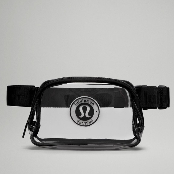 Lululemon Everywhere Belt Bag 1L Clear NWT concert bag - Picture 1 of 4